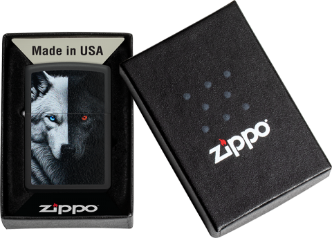 46694 Two Wolves Within Windproof Lighter
