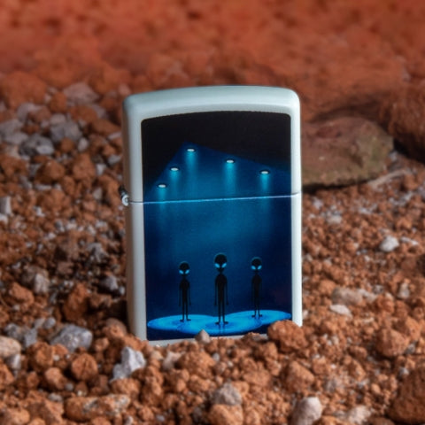 49487 Mysterious Alien (Glow-in-the-Dark Paint) Windproof Lighter (Includes one blue light keychain - random color)