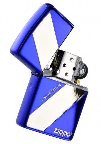 ZA-3-123B Diagonal Grid Windproof Lighter – Blue & Silver